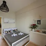Moukas Seaside Romantico Apartman *