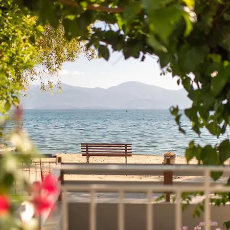 Moukas Seaside Romantico *