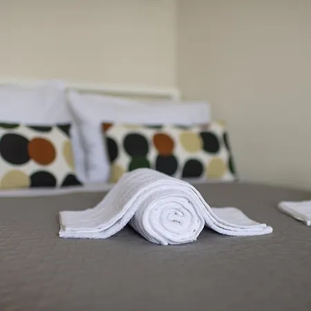 Moukas Seaside Romantico