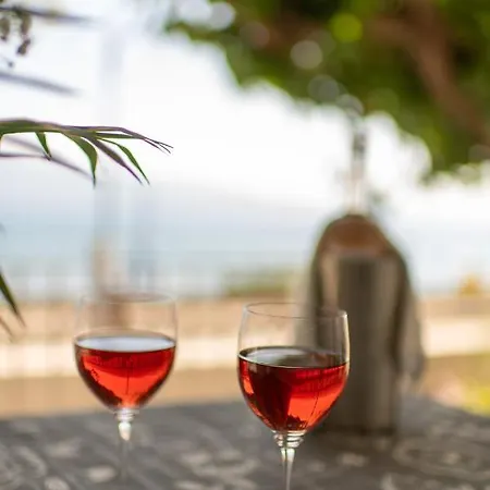 Moukas Seaside Romantico Appartement *