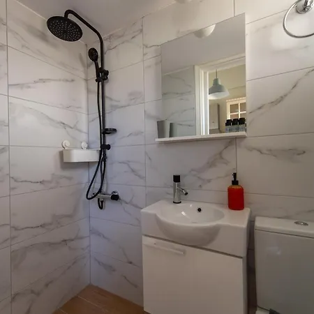 Moukas Seaside Romantico Selianítika