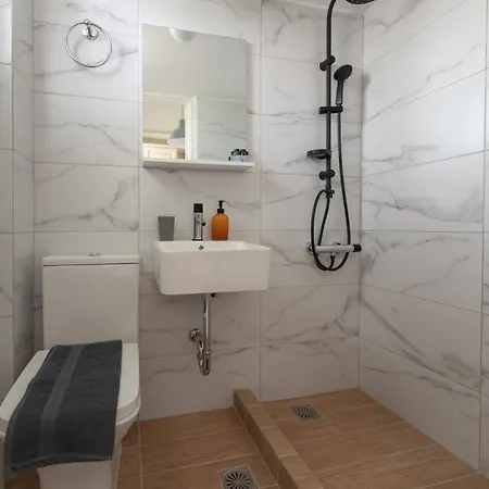 Moukas Seaside Romantico Appartement *