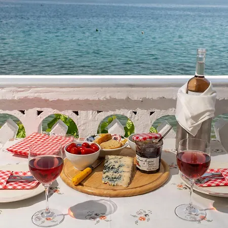 Moukas Seaside Romantico Appartement *