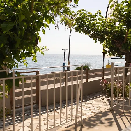 Moukas Seaside Romantico Appartement *