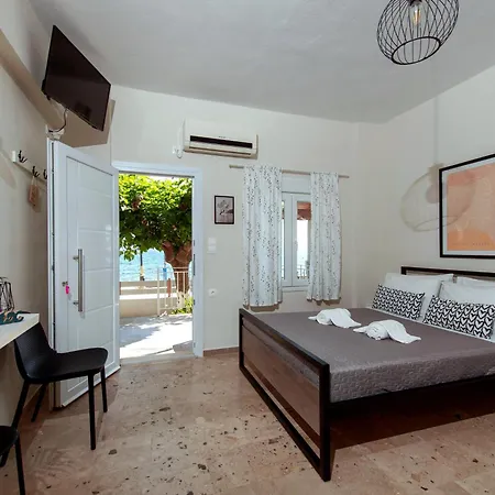 Appartement Moukas Seaside Romantico