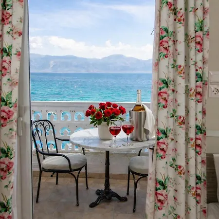 Moukas Seaside Romantico Apartamento *