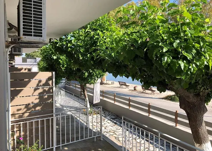 Moukas Seaside Romantico *