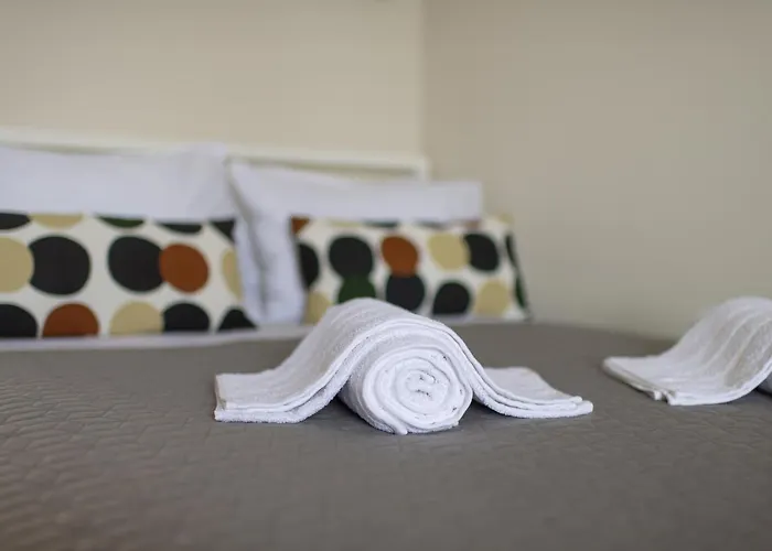 Moukas Seaside Romantico