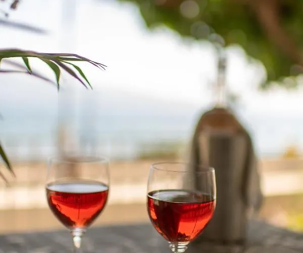 Moukas Seaside Romantico Apartman *