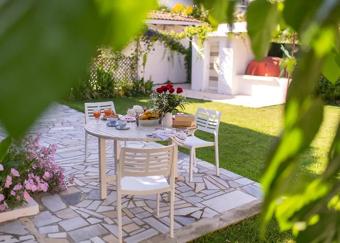 Moukas Seaside Romantico *