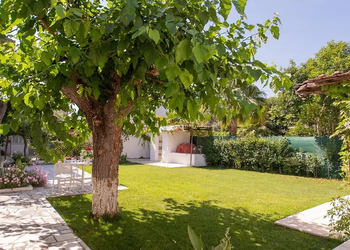 Moukas Seaside Romantico Selianítika