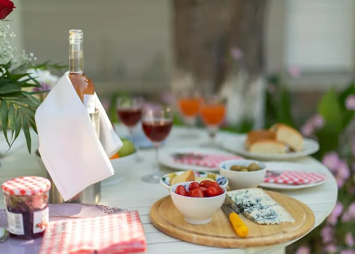 Moukas Seaside Romantico *