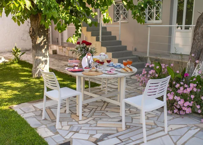 Moukas Seaside Romantico Selianítika