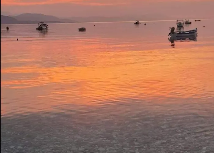 Moukas Seaside Romantico *