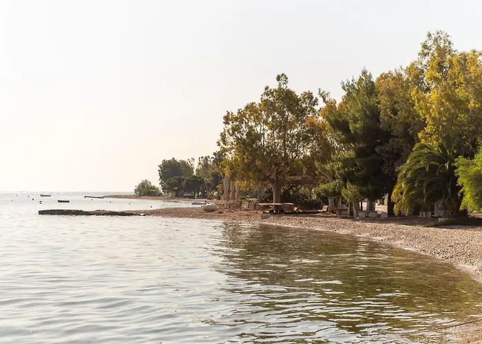 Moukas Seaside Romantico